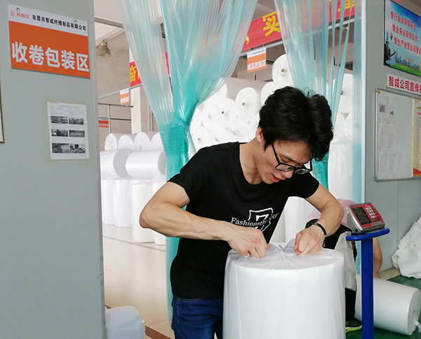 針刺無紡布工廠