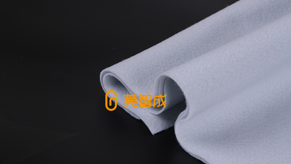 口罩針棉-肉眼可見的針孔，透氣性更好