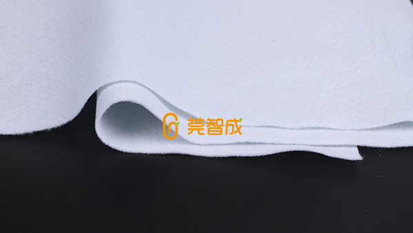 氈類濾材針刺氈有什么特點？