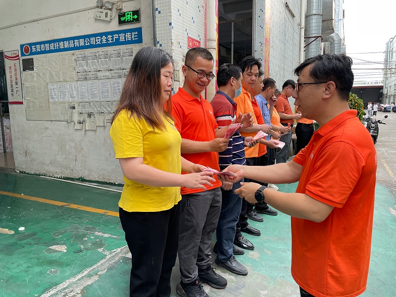 c58decd0-bbe8-4171-83a2-068ef8cf8abf