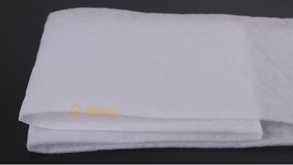 口罩熱擠占紙尿褲生產(chǎn)原材料，品牌需消化上漲成本