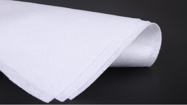 姚穆：中國(guó)紡織行業(yè)標(biāo)準(zhǔn)制定者 移動(dòng)的紡織百科全書